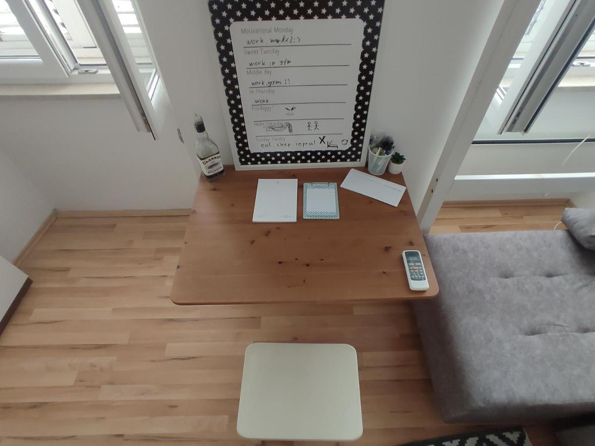 Studio Apartment Kontiki Rijeka Exteriör bild