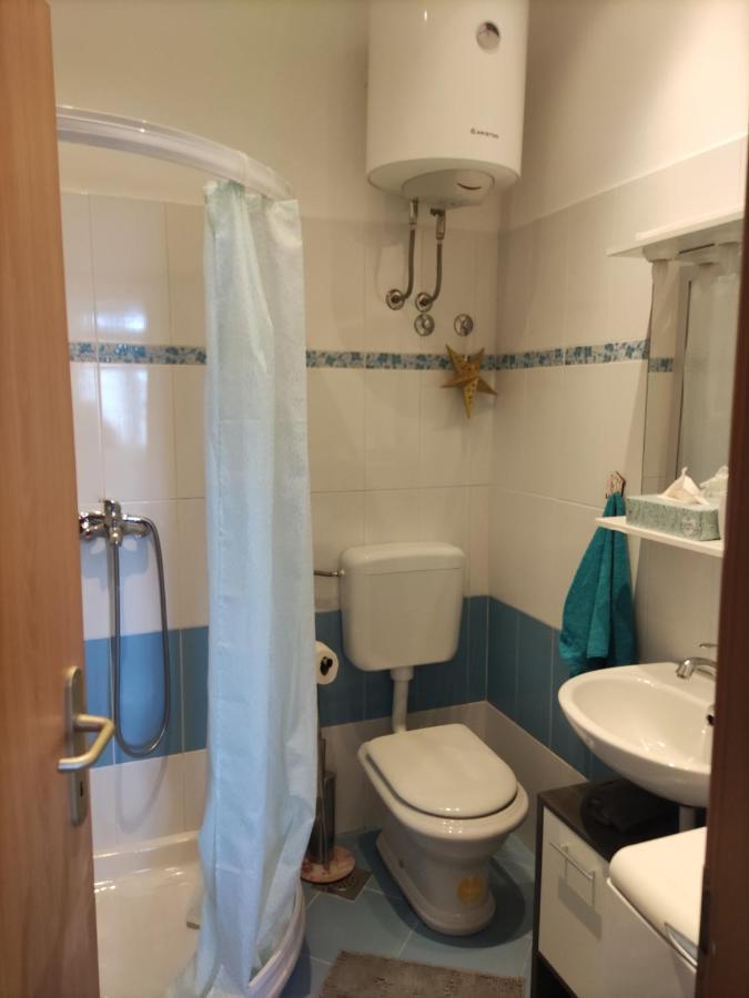 Studio Apartment Kontiki Rijeka Exteriör bild
