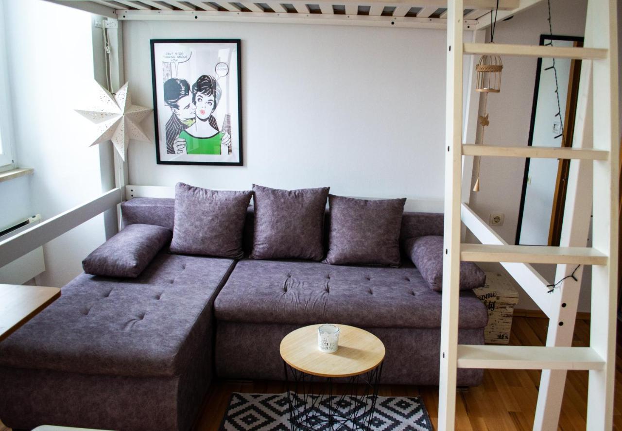 Studio Apartment Kontiki Rijeka Exteriör bild